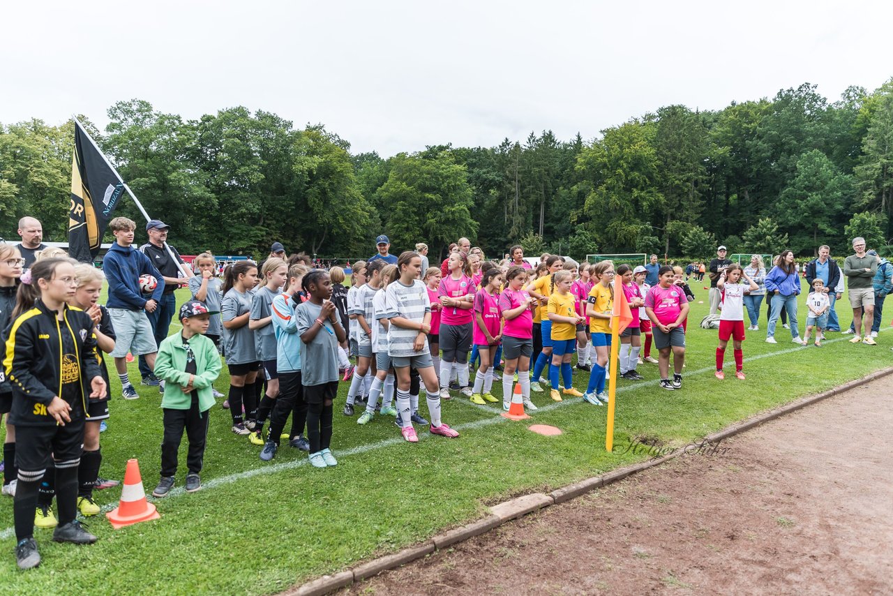 Bild 204 - Loewinnen Cup